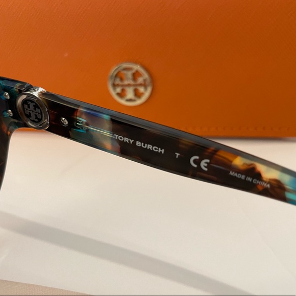 New Tory Burch sunglasses. Comes with bag and hard case. No scratches. - Picture 5 of 9